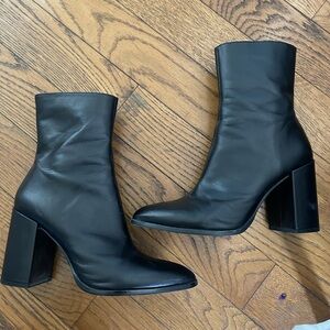 Steve Madden Trudy Black Boots